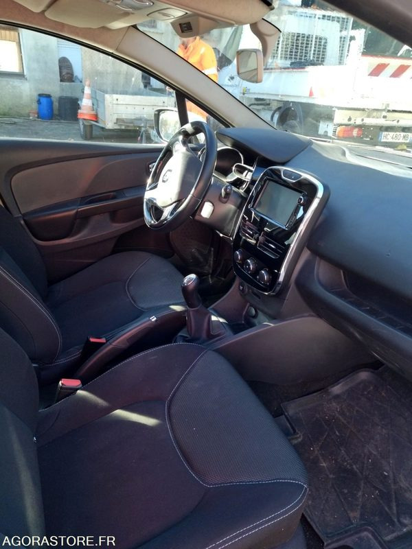 RENAULT CLIO DE 2013 AVEC 258818 KM - Personenwagen: afbeelding 5 RENAULT CLIO DE 2013 AVEC 258818 KM - Personenwagen: afbeelding 5