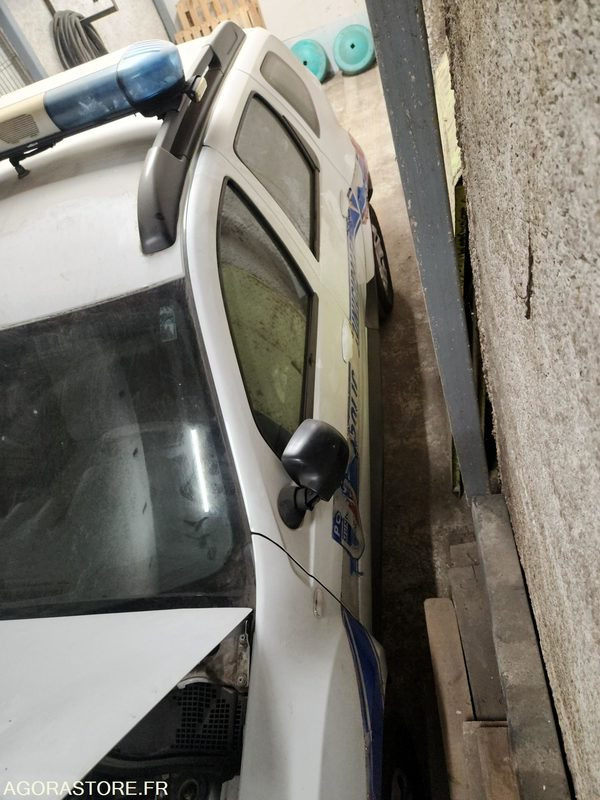 RENAULT DUSTER - SUV: afbeelding 1 RENAULT DUSTER - SUV: afbeelding 1