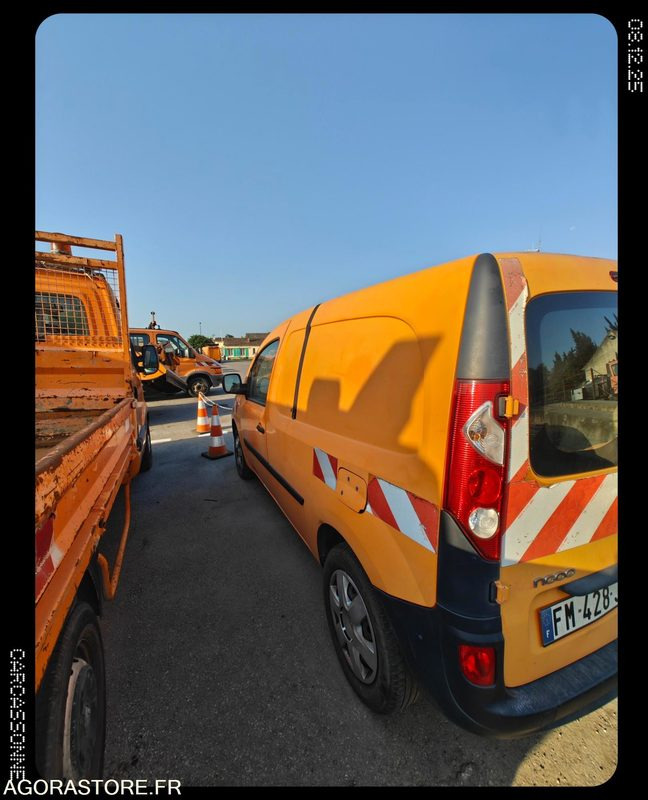 RENAULT KANGOO FM-428-JQ - 2008 - 195935 KM moteur tournant - Kleine bestelwagen: afbeelding 3 RENAULT KANGOO FM-428-JQ - 2008 - 195935 KM moteur tournant - Kleine bestelwagen: afbeelding 3