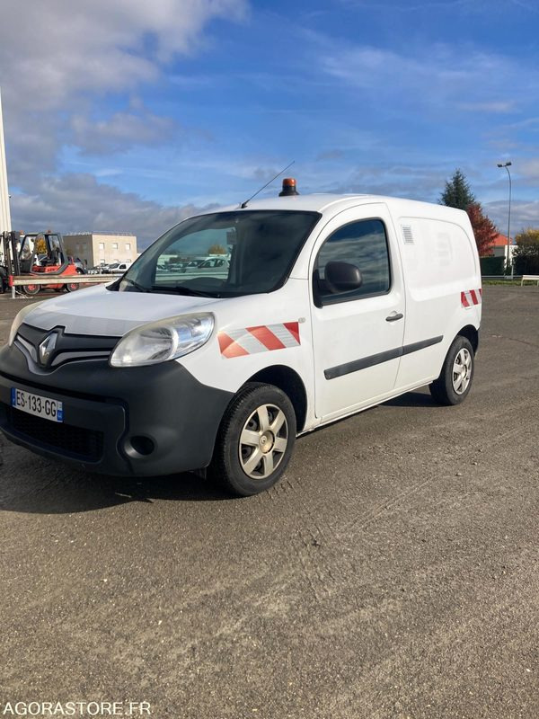 RENAULT KANGOO diesel - Année 2017 - 330 000 km - Kleine bestelwagen: afbeelding 1 RENAULT KANGOO diesel - Année 2017 - 330 000 km - Kleine bestelwagen: afbeelding 1