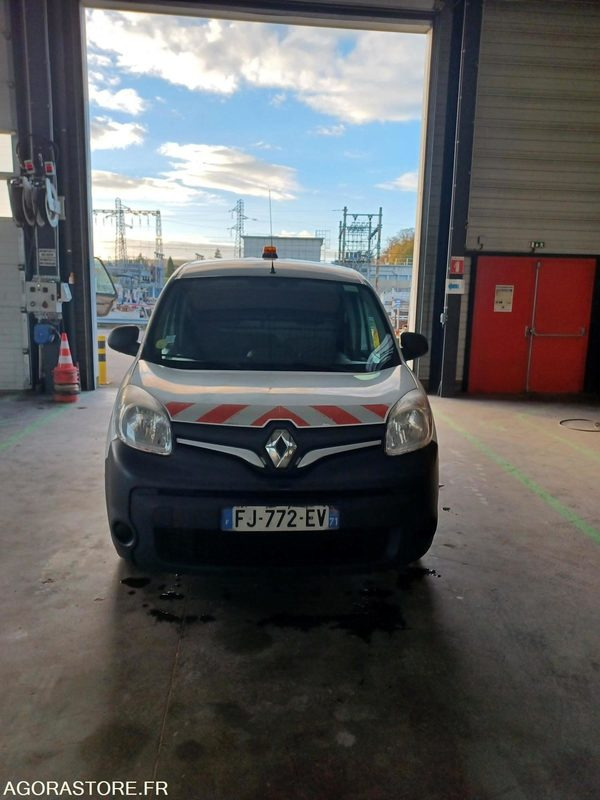 RENAULT KANGOO diesel - Année 2019 - 297.500 km - Kleine bestelwagen: afbeelding 2 RENAULT KANGOO diesel - Année 2019 - 297.500 km - Kleine bestelwagen: afbeelding 2