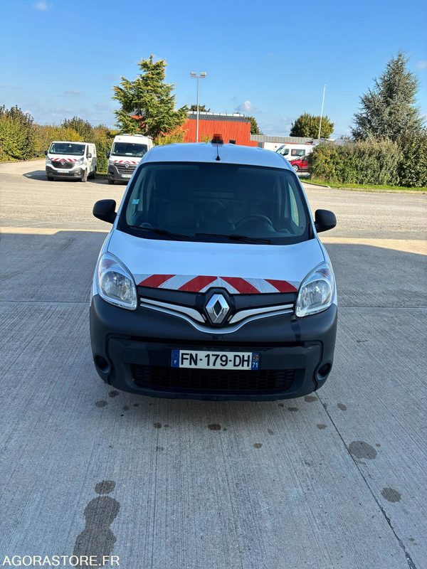 RENAULT KANGOO diesel - Année 2020 - 299.300 km - Kleine bestelwagen: afbeelding 2 RENAULT KANGOO diesel - Année 2020 - 299.300 km - Kleine bestelwagen: afbeelding 2