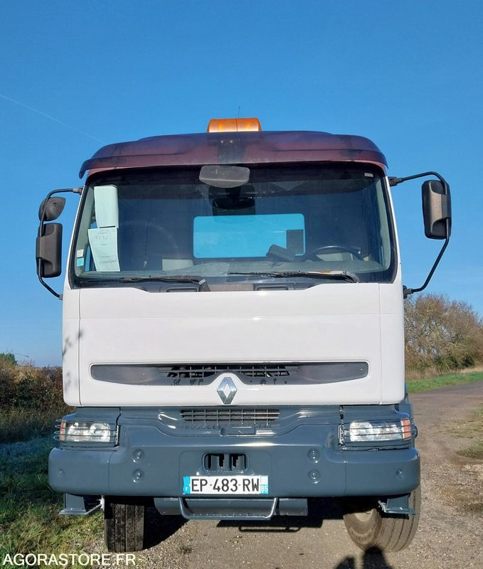 RENAULT KERAX 370-26 / 2004 / 715710 Km avec peinture neuve - Chassis vrachtwagen: afbeelding 5 RENAULT KERAX 370-26 / 2004 / 715710 Km avec peinture neuve - Chassis vrachtwagen: afbeelding 5
