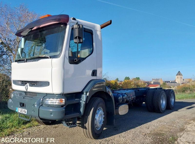 RENAULT KERAX 370-26 / 2004 / 715710 Km avec peinture neuve - Chassis vrachtwagen: afbeelding 1 RENAULT KERAX 370-26 / 2004 / 715710 Km avec peinture neuve - Chassis vrachtwagen: afbeelding 1
