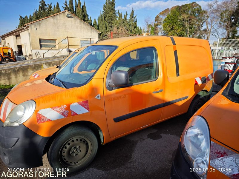 RENAULT Kangoo FM-461-JQ Moteur tournant - Kleine bestelwagen: afbeelding 3 RENAULT Kangoo FM-461-JQ Moteur tournant - Kleine bestelwagen: afbeelding 3
