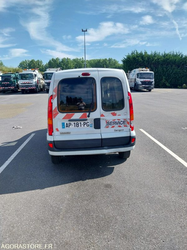 RENAULT Kangoo vitré 2P 2004 (309916Km) ROULANT PRO UNIQUEMENT - Kleine bestelwagen: afbeelding 4 RENAULT Kangoo vitré 2P 2004 (309916Km) ROULANT PRO UNIQUEMENT - Kleine bestelwagen: afbeelding 4