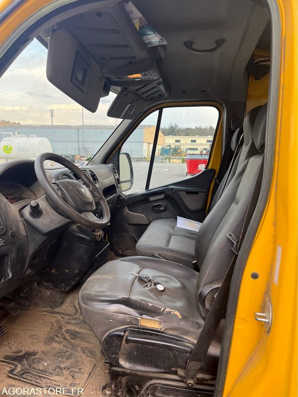 RENAULT - MASTER - 2011 / 285960 KM (P1509175) - Gesloten bestelwagen: afbeelding 2 RENAULT - MASTER - 2011 / 285960 KM (P1509175) - Gesloten bestelwagen: afbeelding 2