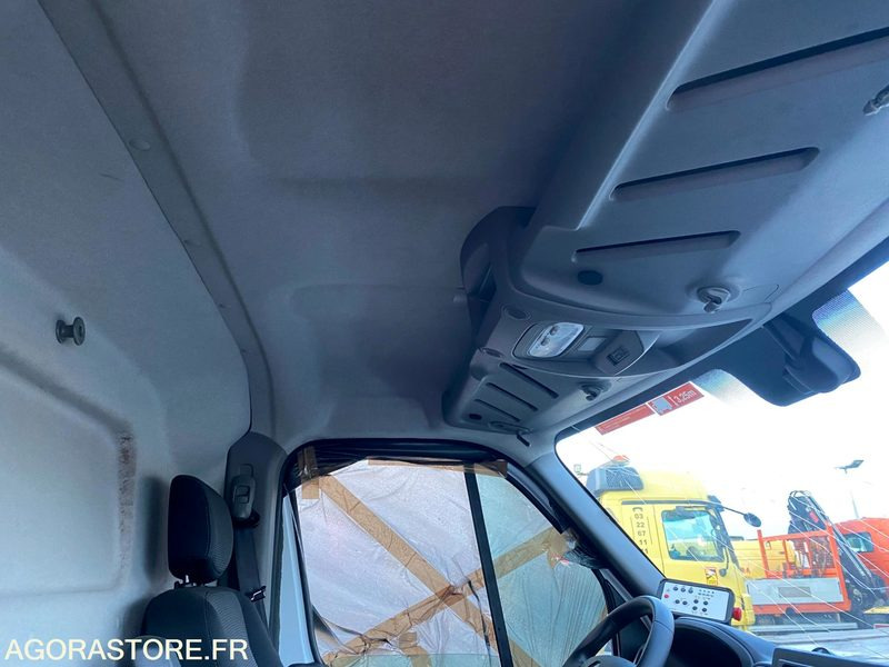 RENAULT MASTER NACELLE - Gesloten bestelwagen: afbeelding 4 RENAULT MASTER NACELLE - Gesloten bestelwagen: afbeelding 4