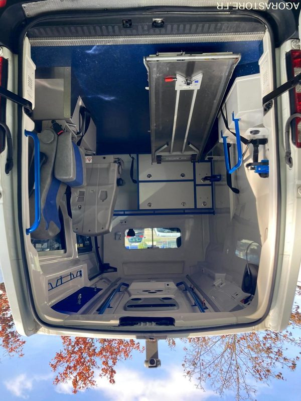 RENAULT MASTER VASP type ambulance - Ambulance: afbeelding 5 RENAULT MASTER VASP type ambulance - Ambulance: afbeelding 5