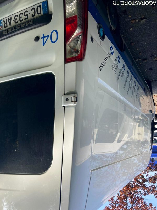 RENAULT MASTER VASP type ambulance - Ambulance: afbeelding 4 RENAULT MASTER VASP type ambulance - Ambulance: afbeelding 4