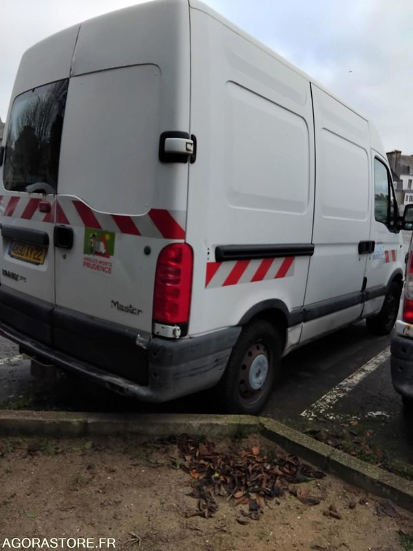 RENAULT MASTER diesel L1H2 II PHASE I -2.5 DCi - Gesloten bestelwagen: afbeelding 4 RENAULT MASTER diesel L1H2 II PHASE I -2.5 DCi - Gesloten bestelwagen: afbeelding 4