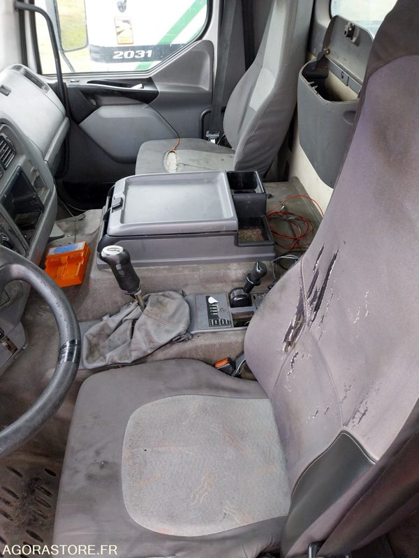 RENAULT PREMIUM 370-19 / 2007 / 371820 km - Chassis vrachtwagen: afbeelding 5 RENAULT PREMIUM 370-19 / 2007 / 371820 km - Chassis vrachtwagen: afbeelding 5