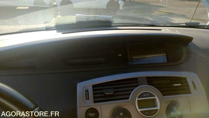 RENAULT SCENIC - 2007 - Personenwagen: afbeelding 5 RENAULT SCENIC - 2007 - Personenwagen: afbeelding 5