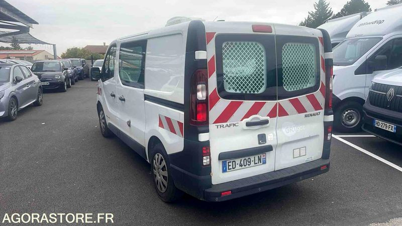 RENAULT TRAFIC - 2016 - 100335KM - ED409LN - Gesloten bestelwagen: afbeelding 4 RENAULT TRAFIC - 2016 - 100335KM - ED409LN - Gesloten bestelwagen: afbeelding 4