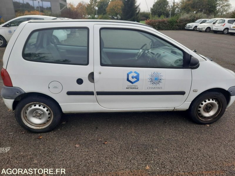RENAULT TWINGO - 2003 - 90650KM - Personenwagen: afbeelding 4 RENAULT TWINGO - 2003 - 90650KM - Personenwagen: afbeelding 4