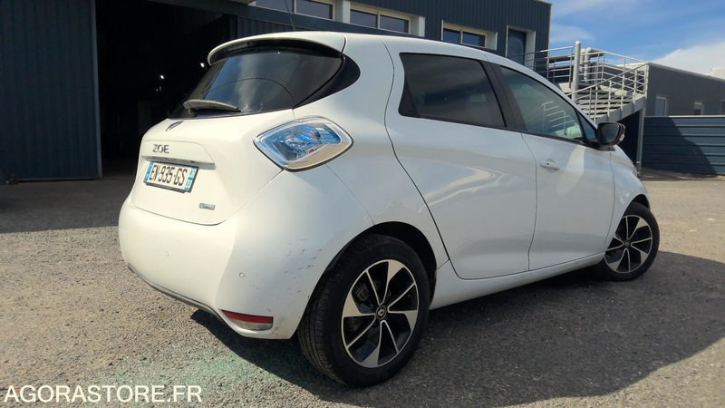 RENAULT ZOE - 2017 - 63000 KMS - CT OK - AUTONOMIE 210 KMS - Personenwagen: afbeelding 3 RENAULT ZOE - 2017 - 63000 KMS - CT OK - AUTONOMIE 210 KMS - Personenwagen: afbeelding 3