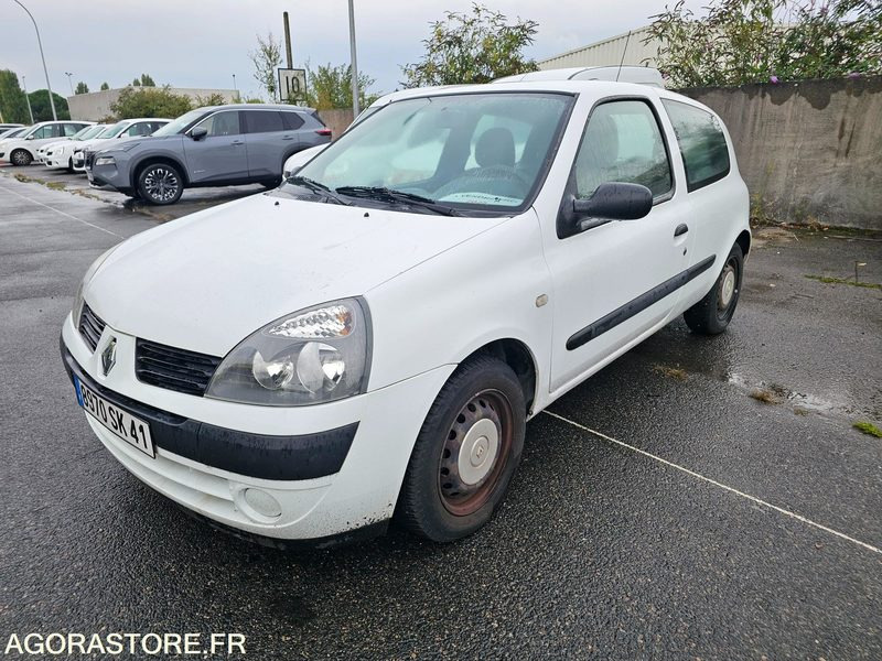 Renault Clio - 2005 - 94635KM - 8970SK41 - Personenwagen: afbeelding 1 Renault Clio - 2005 - 94635KM - 8970SK41 - Personenwagen: afbeelding 1
