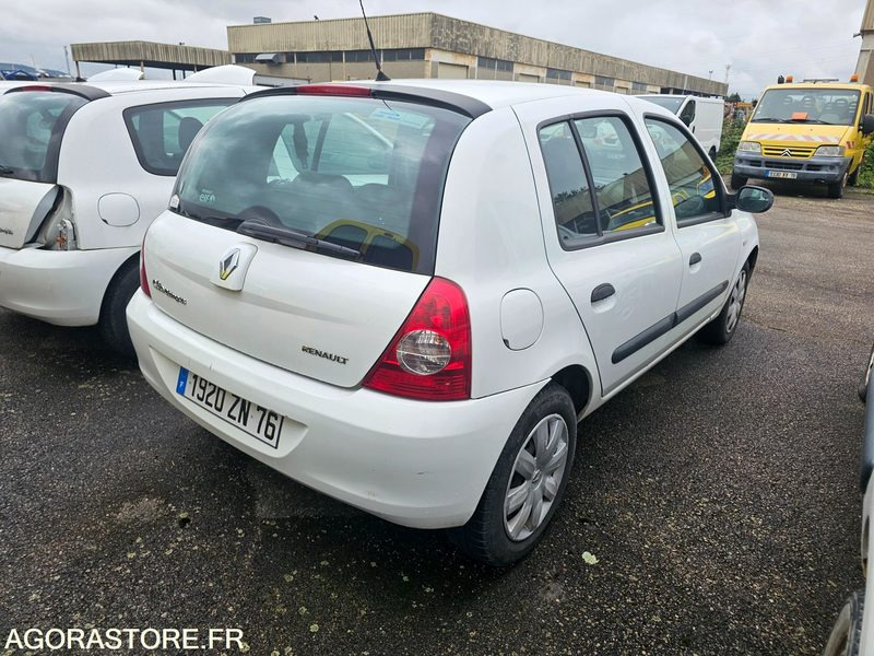 Renault Clio - 2007 - 301706km - 1920ZN76 - Personenwagen: afbeelding 3 Renault Clio - 2007 - 301706km - 1920ZN76 - Personenwagen: afbeelding 3