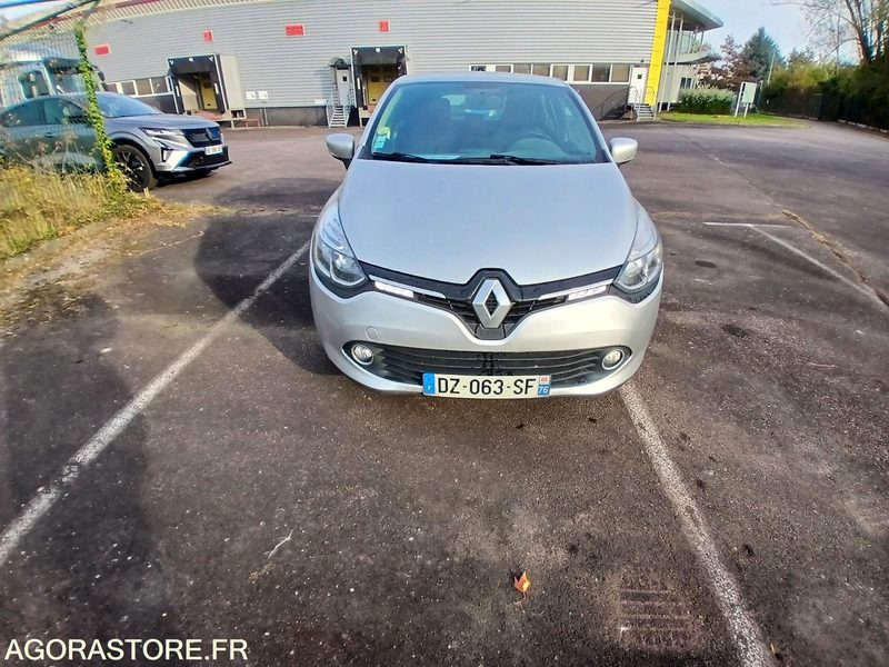 Renault Clio IV – Diesel – 2016-213 584 km - Personenwagen: afbeelding 1 Renault Clio IV – Diesel – 2016-213 584 km - Personenwagen: afbeelding 1