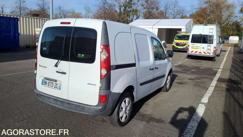 Renault Kangoo - 2011 - 135179kms - BN673ZL - Kleine bestelwagen: afbeelding 2 Renault Kangoo - 2011 - 135179kms - BN673ZL - Kleine bestelwagen: afbeelding 2