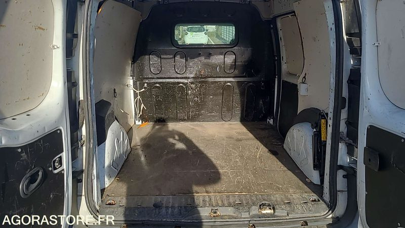 Renault Kangoo - 2011 - BV841KA - Kleine bestelwagen: afbeelding 3 Renault Kangoo - 2011 - BV841KA - Kleine bestelwagen: afbeelding 3