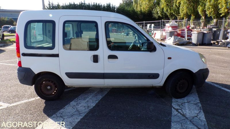 Renault Kangoo 225343kms - AL-315-PE (BE) - Kleine bestelwagen: afbeelding 2 Renault Kangoo 225343kms - AL-315-PE (BE) - Kleine bestelwagen: afbeelding 2