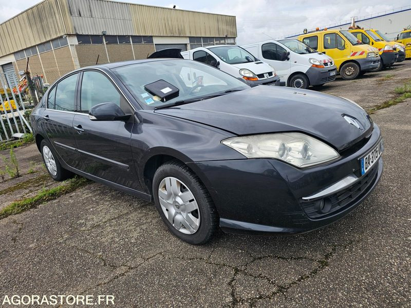 Renault Laguna - 2010 - 184971km - BA375VN - Personenwagen: afbeelding 2 Renault Laguna - 2010 - 184971km - BA375VN - Personenwagen: afbeelding 2