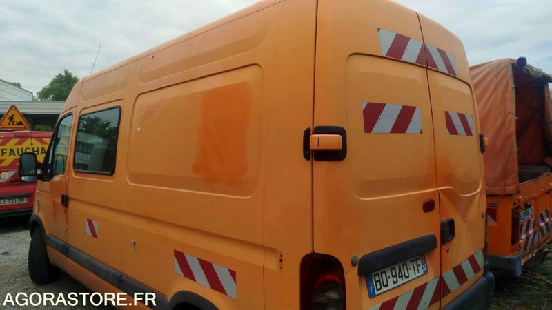 Renault Master 2004 - BQ-940-TF - 299292km - Gesloten bestelwagen: afbeelding 3 Renault Master 2004 - BQ-940-TF - 299292km - Gesloten bestelwagen: afbeelding 3