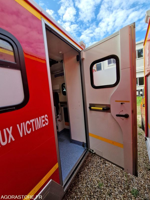 Renault Master - 2011 - 174389 - BV594XQ - Gesloten bestelwagen: afbeelding 5 Renault Master - 2011 - 174389 - BV594XQ - Gesloten bestelwagen: afbeelding 5