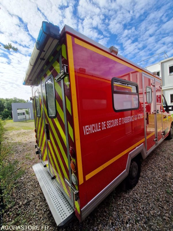 Renault Master - 2011 - 174389 - BV594XQ - Gesloten bestelwagen: afbeelding 3 Renault Master - 2011 - 174389 - BV594XQ - Gesloten bestelwagen: afbeelding 3