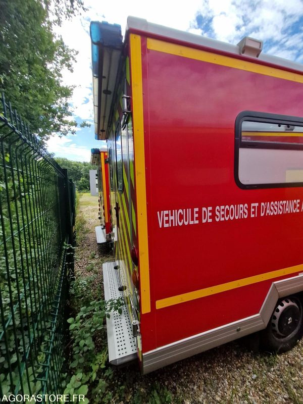 Renault Master - 2011 - 208407 - BV565XQ - Gesloten bestelwagen: afbeelding 3 Renault Master - 2011 - 208407 - BV565XQ - Gesloten bestelwagen: afbeelding 3