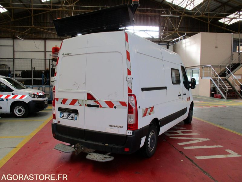 Renault Master - 2012 - 274461 kms - Gesloten bestelwagen: afbeelding 5 Renault Master - 2012 - 274461 kms - Gesloten bestelwagen: afbeelding 5