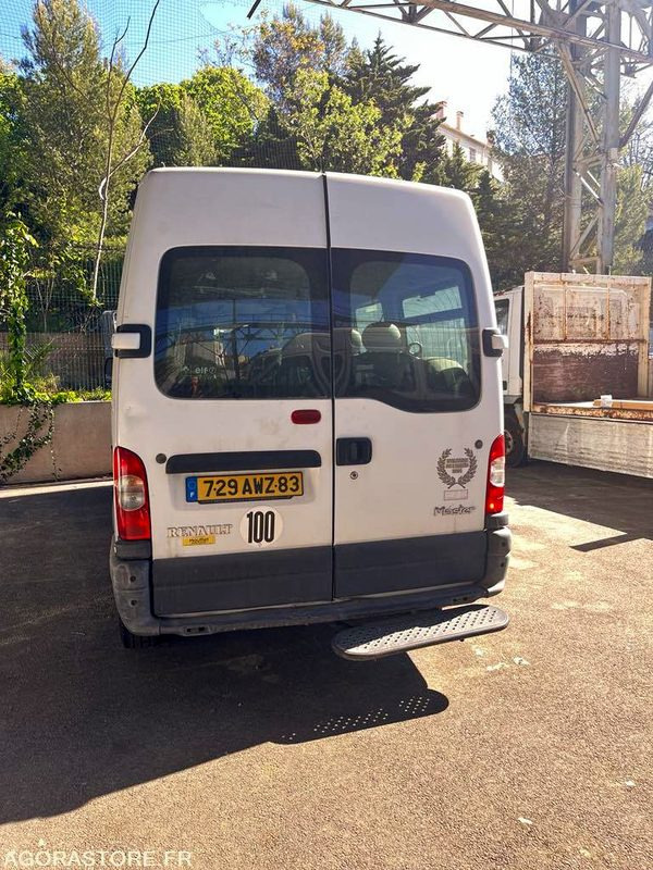 Renault Master TCP 15 places - Minibus, Personenvervoer: afbeelding 2 Renault Master TCP 15 places - Minibus, Personenvervoer: afbeelding 2