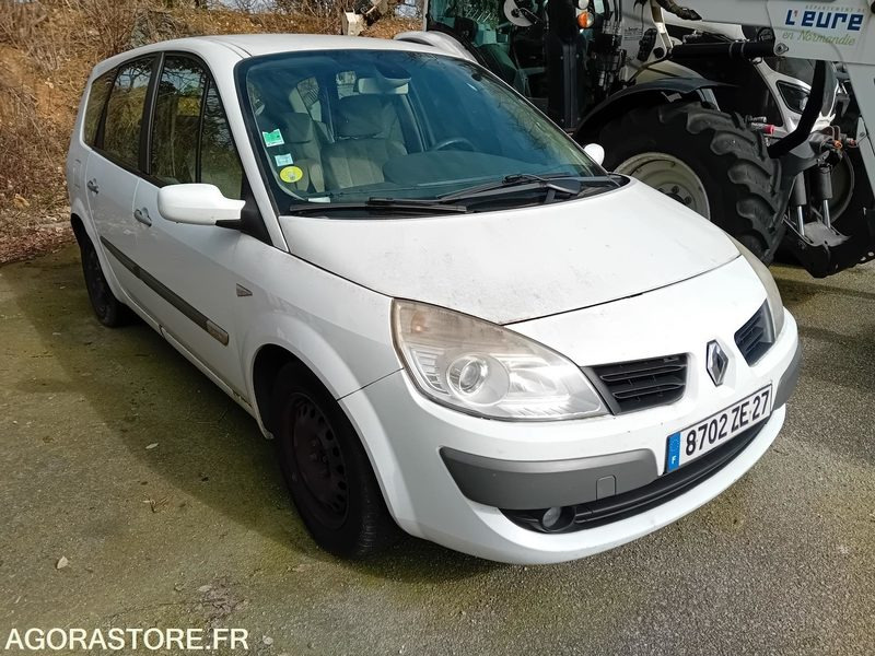 Renault Scénic 2 - 2007 - 186706 kms - Personenwagen: afbeelding 1 Renault Scénic 2 - 2007 - 186706 kms - Personenwagen: afbeelding 1