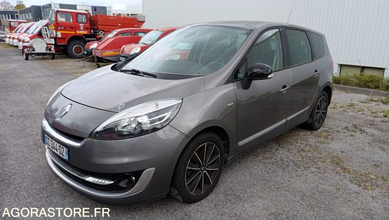 Renault Scenic - 2012 - 266446KMS CC344DZ - Personenwagen: afbeelding 1 Renault Scenic - 2012 - 266446KMS CC344DZ - Personenwagen: afbeelding 1