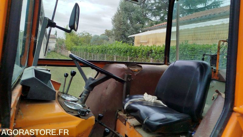 Renault - Tracteur - 2864H - 1988 - 7723-KY-32 - Tractor: afbeelding 3 Renault - Tracteur - 2864H - 1988 - 7723-KY-32 - Tractor: afbeelding 3