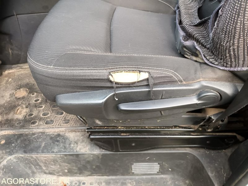 Gesloten bestelwagen Renault Trafic - 255439 kms - 2016: afbeelding 10 Gesloten bestelwagen Renault Trafic - 255439 kms - 2016: afbeelding 10