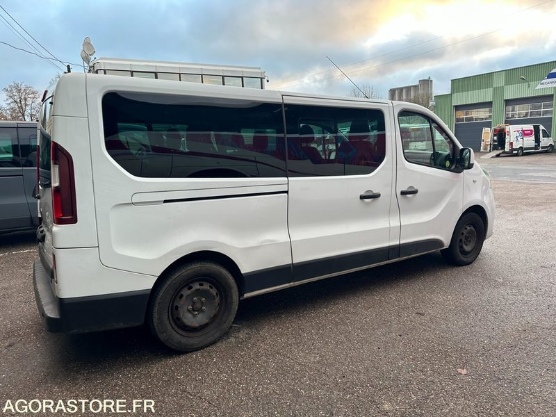 Renault Trafic 8 places / ED-593-MY / 463 642kms - Minibus, Personenvervoer: afbeelding 4 Renault Trafic 8 places / ED-593-MY / 463 642kms - Minibus, Personenvervoer: afbeelding 4