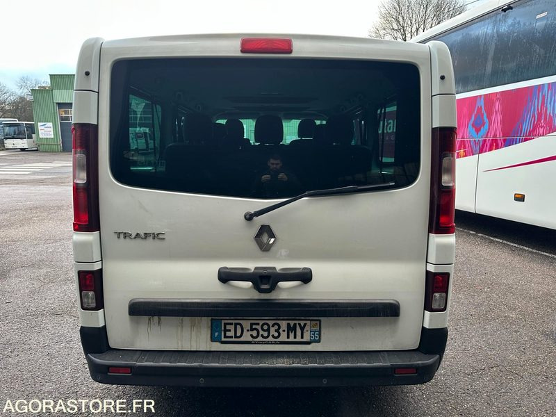Renault Trafic 8 places / ED-593-MY / 463 642kms - Minibus, Personenvervoer: afbeelding 5 Renault Trafic 8 places / ED-593-MY / 463 642kms - Minibus, Personenvervoer: afbeelding 5