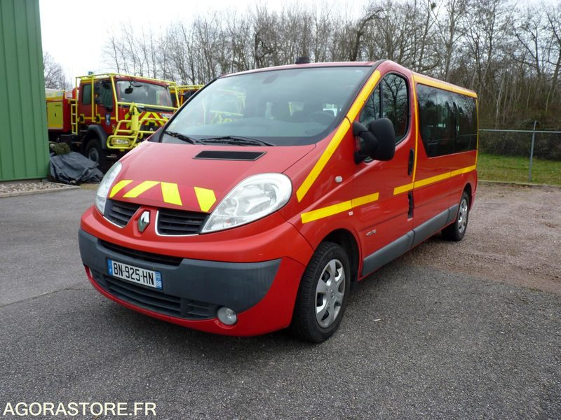 Renault Trafic 9 Places - Kleine bestelwagen: afbeelding 3 Renault Trafic 9 Places - Kleine bestelwagen: afbeelding 3