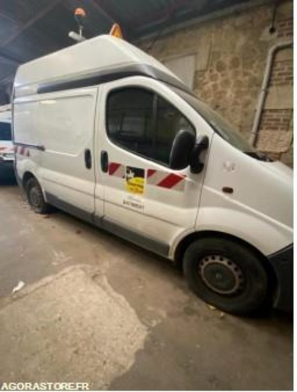 Renault Trafic - 92373kms - 2008 - 4425ZC76 - Gesloten bestelwagen: afbeelding 4 Renault Trafic - 92373kms - 2008 - 4425ZC76 - Gesloten bestelwagen: afbeelding 4