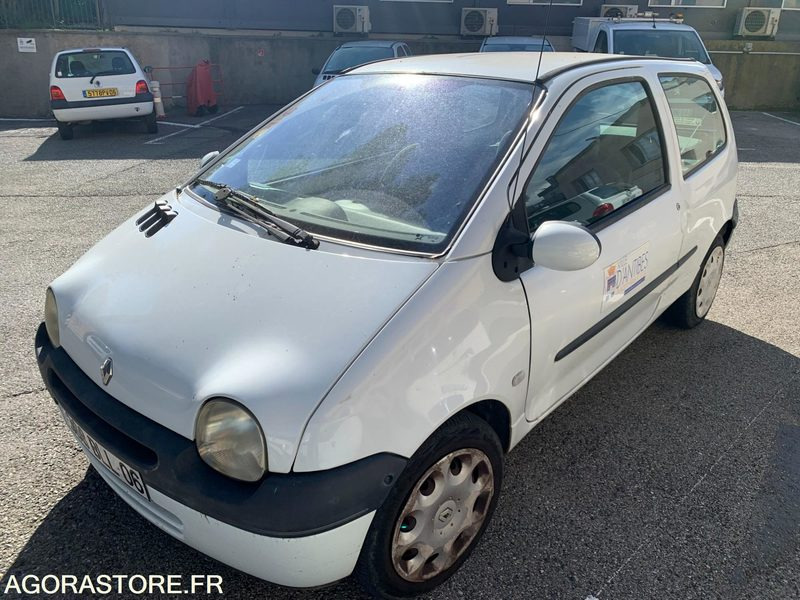 Renault Twingo - 2005 - 149 462 kms - 368 BLL 06 - Personenwagen: afbeelding 2 Renault Twingo - 2005 - 149 462 kms - 368 BLL 06 - Personenwagen: afbeelding 2