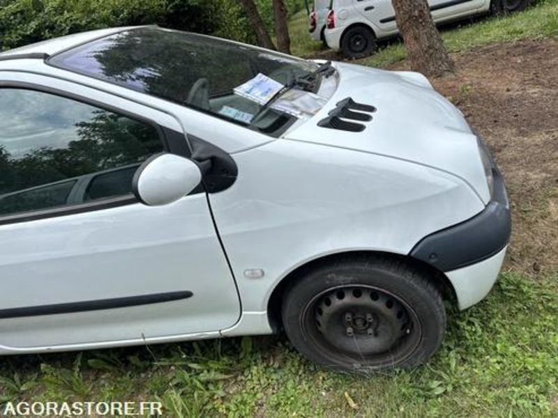 Renault Twingo - 721BHH57 - Personenwagen: afbeelding 3 Renault Twingo - 721BHH57 - Personenwagen: afbeelding 3