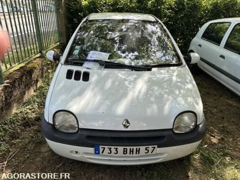 Renault Twingo - 733BHH57 - Personenwagen: afbeelding 2 Renault Twingo - 733BHH57 - Personenwagen: afbeelding 2