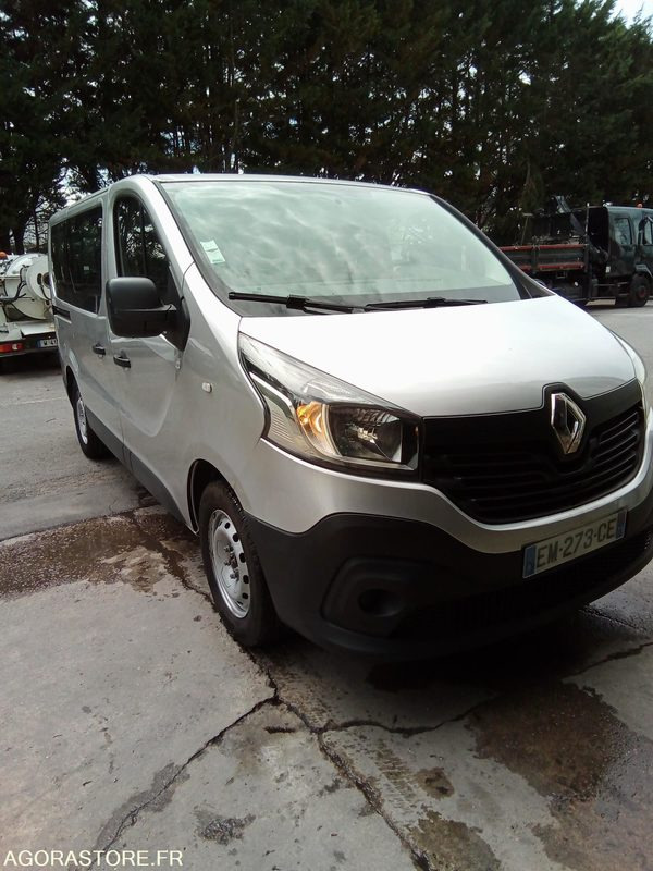 Renault trafic 1.6dci 95 CV 9 places 309336 kms - Minibus, Personenvervoer: afbeelding 4 Renault trafic 1.6dci 95 CV 9 places 309336 kms - Minibus, Personenvervoer: afbeelding 4