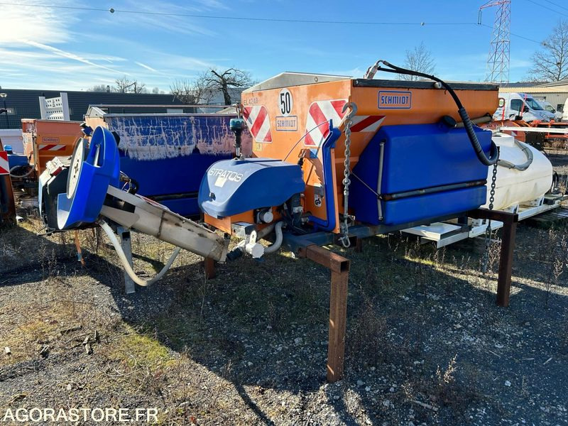 SALEUSE - SCHMIDT - STRATOS B 11-15 BCXN-350 - 1,1 m3 - 2011 - Zout/ Zandstrooier: afbeelding 1 SALEUSE - SCHMIDT - STRATOS B 11-15 BCXN-350 - 1,1 m3 - 2011 - Zout/ Zandstrooier: afbeelding 1