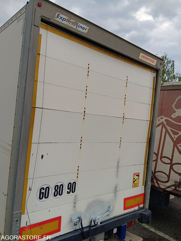 Semi-remorque Fourgon Fruehauf - 2017 (30710) - Gesloten oplegger: afbeelding 2 Semi-remorque Fourgon Fruehauf - 2017 (30710) - Gesloten oplegger: afbeelding 2