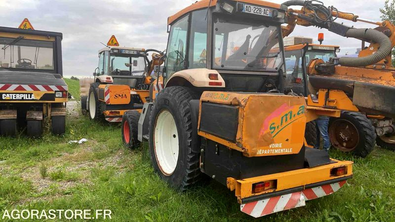 TRACTEUR RENAULT ERGOS - 12262H - 2009 - Tractor: afbeelding 4 TRACTEUR RENAULT ERGOS - 12262H - 2009 - Tractor: afbeelding 4