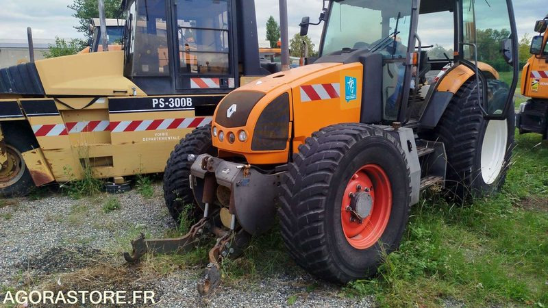 TRACTEUR RENAULT ERGOS 446 - 7653H - Tractor: afbeelding 1 TRACTEUR RENAULT ERGOS 446 - 7653H - Tractor: afbeelding 1