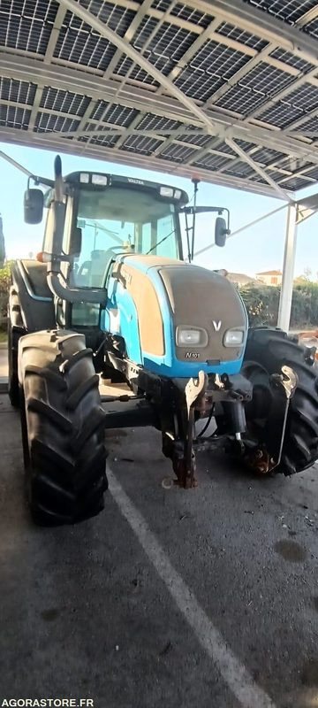TRACTEUR VALTRA N101H CH-682-EQ 8575H AM 2007 - Tractor: afbeelding 1 TRACTEUR VALTRA N101H CH-682-EQ 8575H AM 2007 - Tractor: afbeelding 1